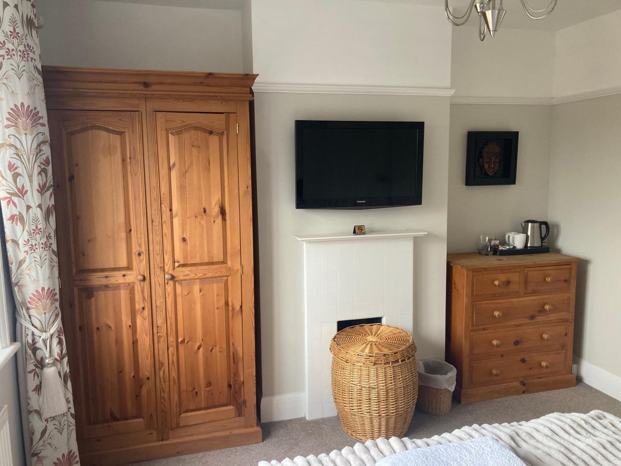 Abi B&B Cliftonville Екстериор снимка